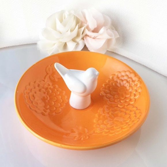 Elegant Ceramic Bird Jewelry Organizer Dish - Picture 2 of 6